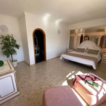 Carolina With Private Pool