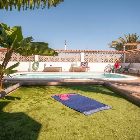 Carolina With Private Pool *