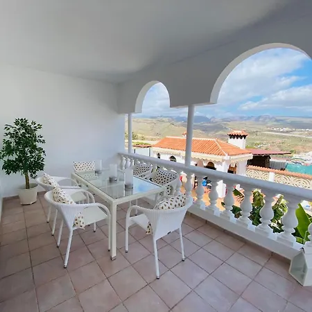 Villa Carolina With Private Heated Pool